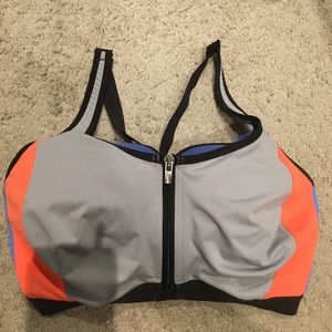 VS sports bra